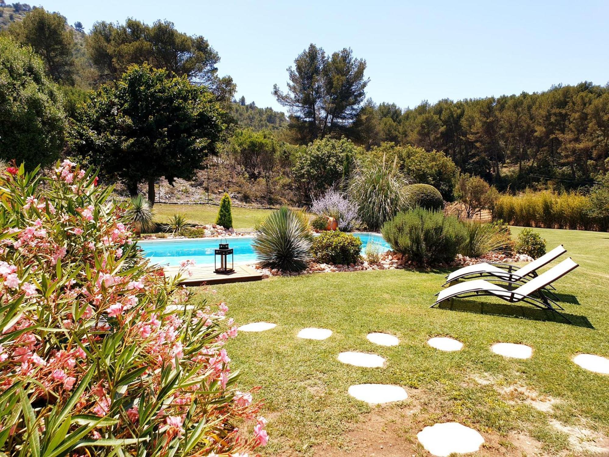 Les Prairies De Fenestrelle Spa & Piscine Au Calme Aubagne Ngoại thất bức ảnh